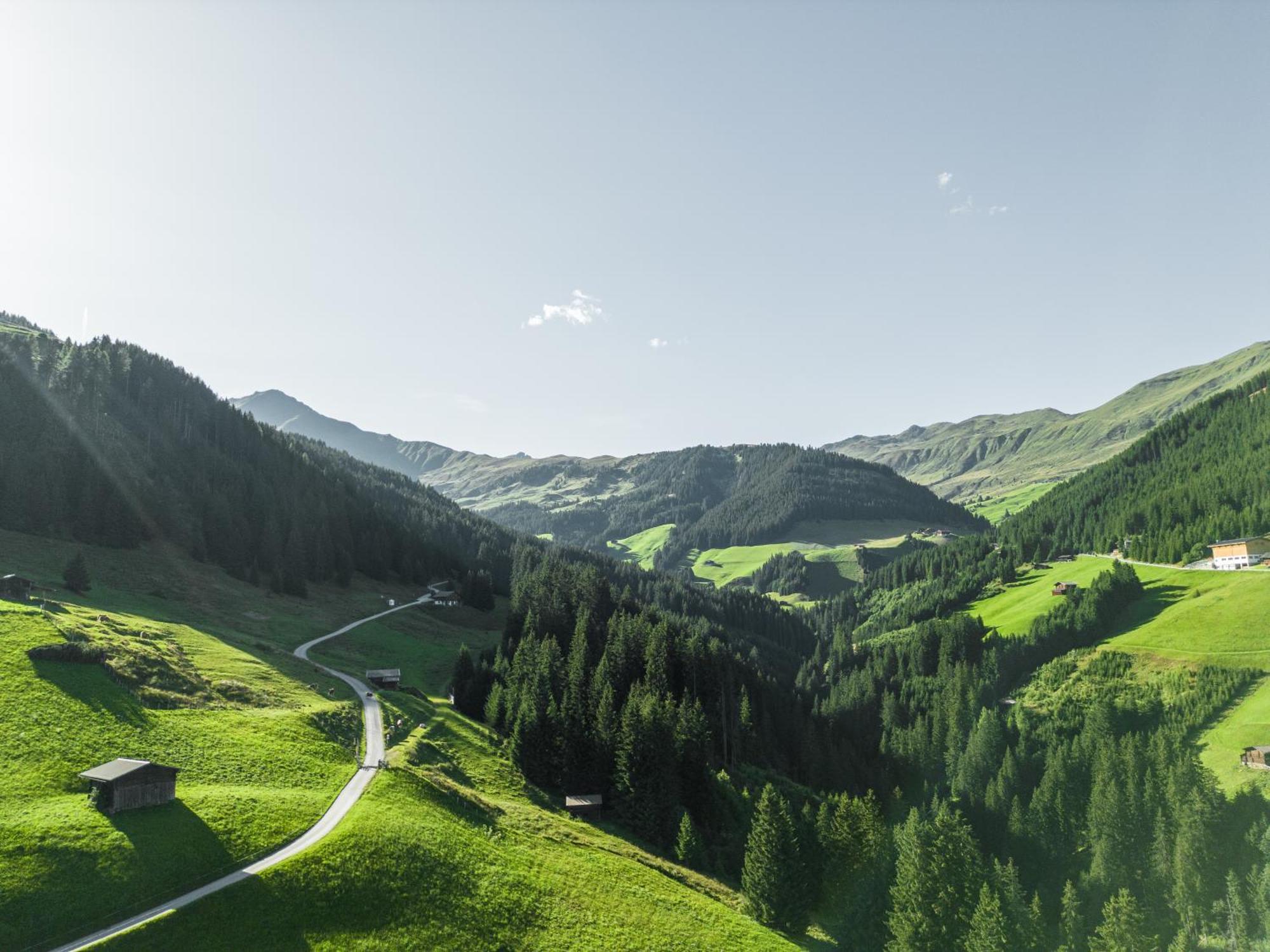 Landhaus Geisler ทักซ์ ภายนอก รูปภาพ